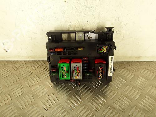 Used Fuse box PEUGEOT 206 Hatchback (2A/C) 1.1 i (60 hp) 30201402