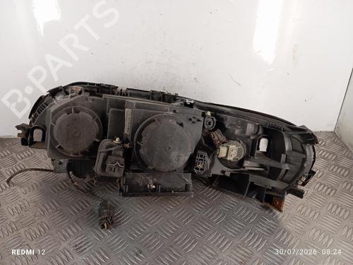 right-headlight-volvo-v70-iii-135-2007-2008-2009-2010-2011-2012-2013-2014-2015-2016-37992782 main image