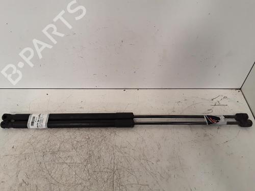 Używane Siłownik klapy tylnej / bagażnika FORD FOCUS III 1.0 EcoBoost (100 hp) 30016266