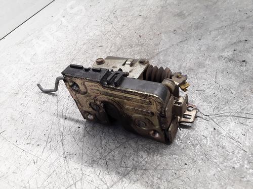 Front left lock RENAULT MASTER II Platform/Chassis (ED/HD/UD) 2.2 dCI 90 (ED0G, ED0N, HD0G, HD0N, HD1G, HD1N, UD0G,... | BP30008823C98