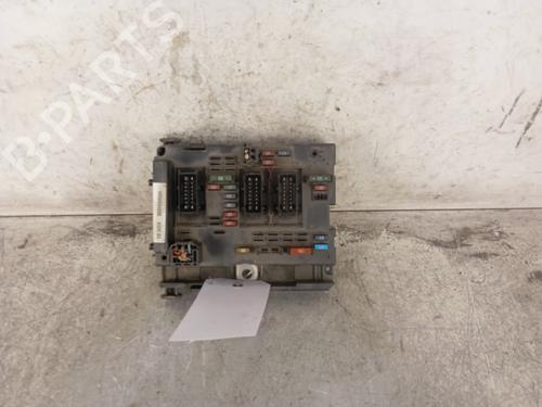 Fuse box PEUGEOT 307 Break (3E) 2.0 HDI 110 | BP30008309E1