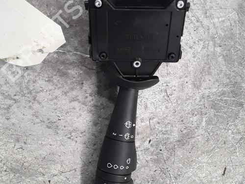 Commodo Essuie Glace / Phare RENAULT CLIO IV (BH_) 1.5 dCi 90 (90 hp) 30012935