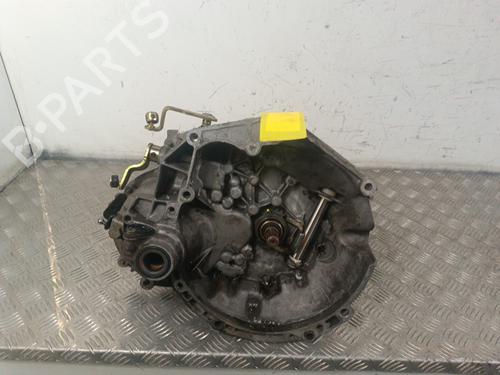 Getriebe für PEUGEOT 206 Hatchback (2A/C) 1.4 i (75 hp) 30018387