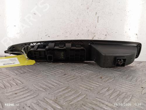 right-front-window-switch-citroen-c4-i-lc_-2004-2005-2006-2007-2008-2009-2010-2011-2012-2013-2014-40014098 main image