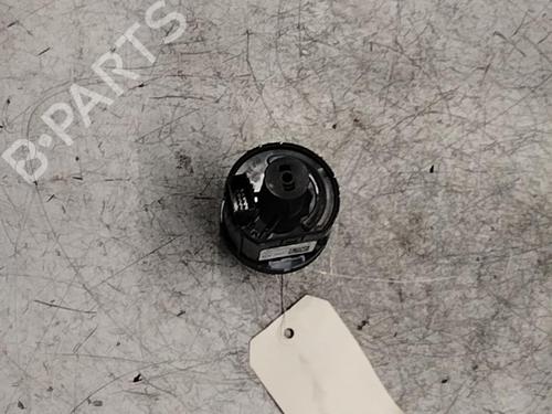 Spak kontakt VW POLO V (6R1, 6C1) 1.2 TSI 16V (90 hp) 30011182