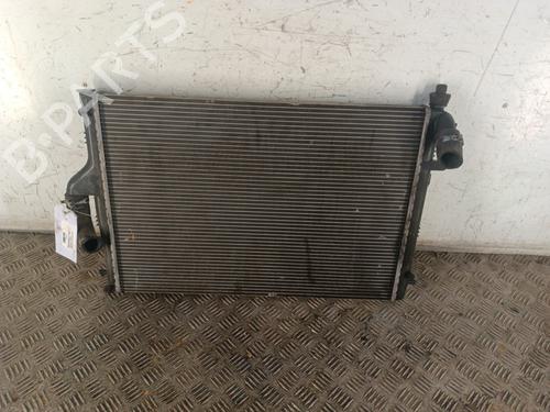 Used Water radiator Water radiator DACIA LOGAN MCV (KS_) 1.5 dCi (KS04) (88 hp) 30012117 30012117