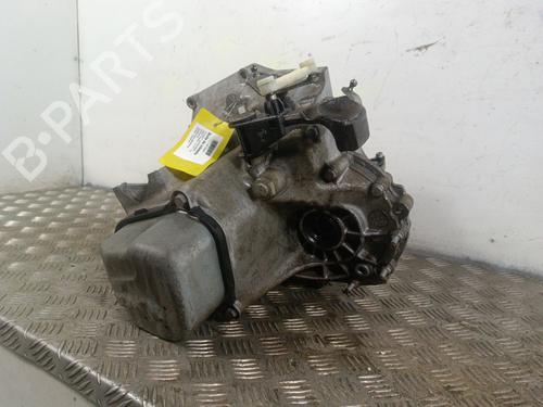 Used Gearbox Gearbox PEUGEOT 2008 I (CU_) 1.2 VTi (82 hp) 30012754 30012754
