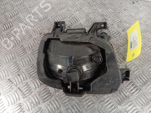 Right front fog light KIA CARENS IV 1.7 CRDi | BP35918803C31 - Image 2