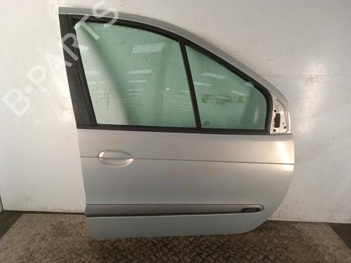 Puerta delantera derecha RENAULT SCÉNIC I MPV (JA0/1_, FA0_) 1.9 dCi (JA05, JA1F) (102 hp) 30024962