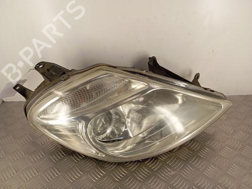 Używane Lampa przednia prawa CITROËN C8 (EA_, EB_) 2.0 HDi 165 (163 hp) 30023176