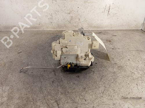 Używane Zamek drzwi przednich prawych AUDI A4 B7 Avant (8ED) 2.0 TDI (170 hp) 30020102