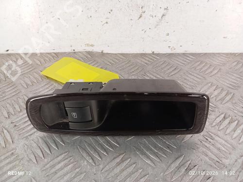 Used Right rear window switch Right rear window switch 39629676 39629676