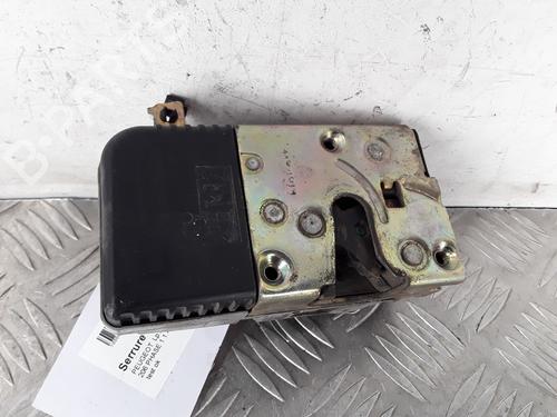 Høyre foran lås PEUGEOT 206 Hatchback (2A/C) 1.4 i (75 hp) 30014089