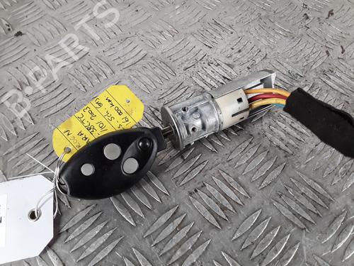 Ratlås/Tændingslås CITROËN XSARA (N1) 1.4 i (75 hp) 30644608