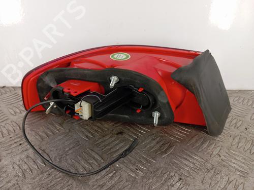 Used Right taillight Right taillight ALFA ROMEO 159 (939_) 1.9 JTDM 16V (939AXC1B, 939AXC12) (150 hp) 32267227 32267227
