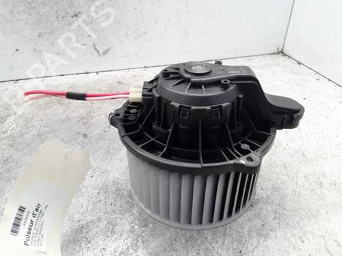 Used Heater blower motor HYUNDAI ix35 (LM, EL, ELH) 1.7 CRDi (116 hp) 30024149