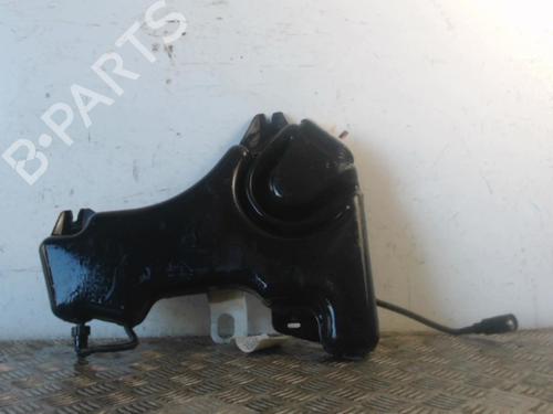 AdBlue-tank AdBlue-tank 30016825 30016825