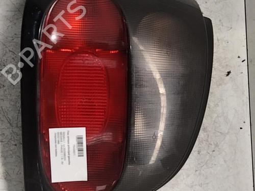 Piloto trasero izquierdo RENAULT MEGANE I (BA0/1_) 1.4 e (BA0E, BA0V) (75 hp) 30021285