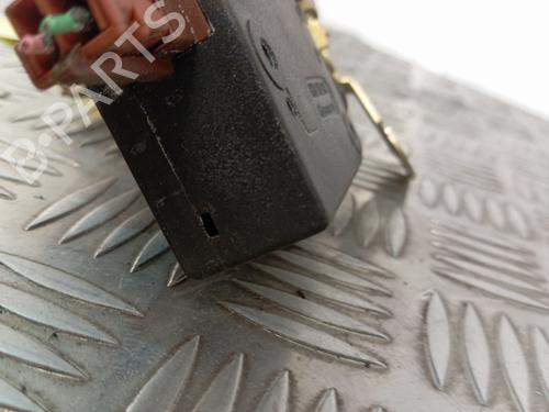 Used Rear left lock Rear left lock CITROËN SAXO (S0, S1) [1996-2004] 33692715 33692715