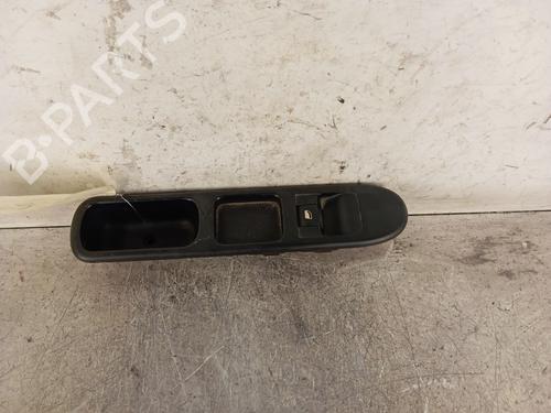 Used Right front window switch PEUGEOT 307 Break (3E) 1.6 HDi 110 (109 hp) 30020098