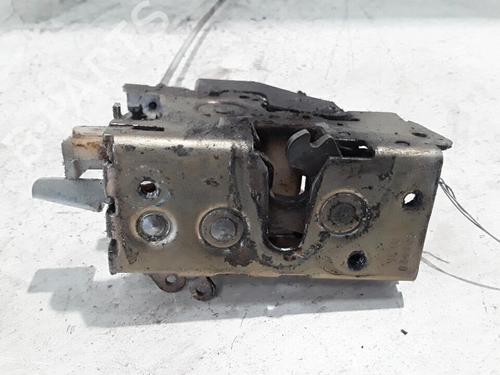 Front left lock MERCEDES-BENZ SPRINTER 2-t Van (B901, B902) 208 CDI (901.661, 901.662, 902.661, 902.662) | BP30015824C98