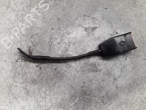 Used Seat buckle RENAULT 18 (134_) 2.1 Diesel (1344) (67 hp) 30018761