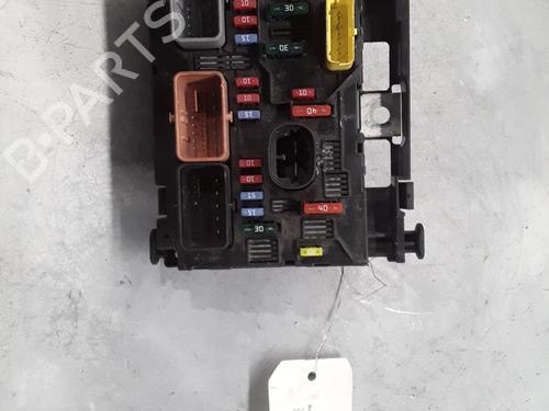 Used Fuse box Fuse box CITROËN C2 (JM_) 1.4 HDi (68 hp) 30020606 30020606