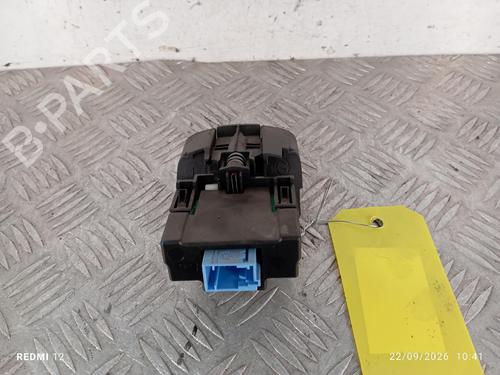 Switch RENAULT ESPACE IV (JK0/1_) 2.0 dCi (JK03, JK04, JK1C, JK1G, JK1J, JK1K) | BP39379929I30 - Image 2