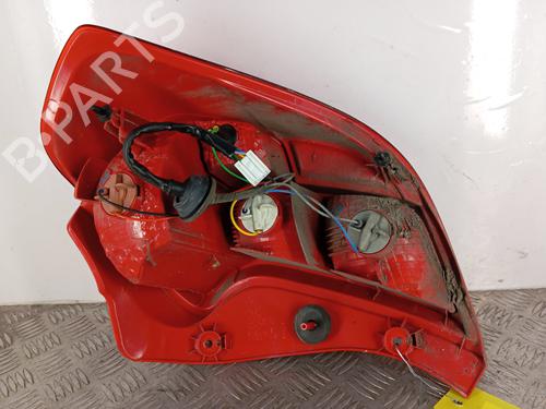Rückleuchte Links für Rückleuchte Links OPEL KARL (C16) 1.0 (73 hp) 33850453 33850453
