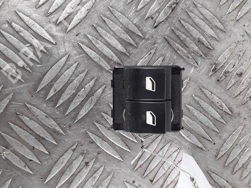 Used Left front window switch CITROËN C3 III (SX) 1.5 BlueHDi 100 (SXYHYP, SXYHTU) (102 hp) 30563018