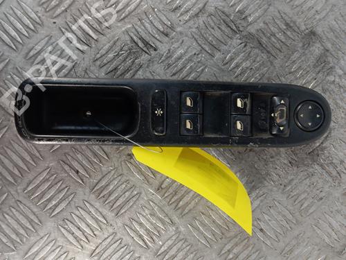 Used Left front window switch Left front window switch PEUGEOT 307 SW (3H) [2002-2009] 33693224 33693224