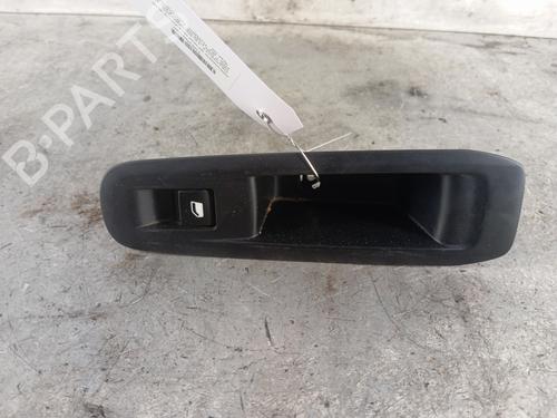 Høyre bak elrute bryter PEUGEOT 308 SW II (LC_, LJ_, LR_, LX_, L4_) 1.6 HDi / BlueHDi 115 (LCBHXM, LCBHXT) (115 hp) 30017282