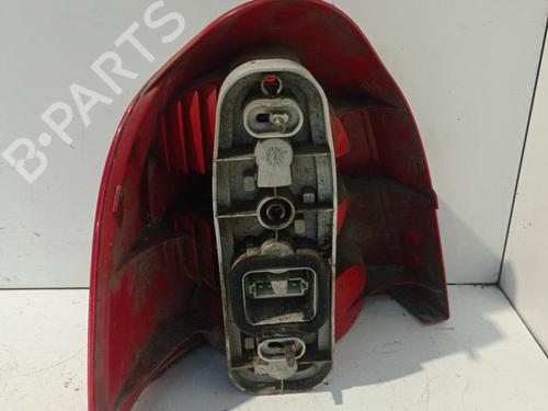 Używane Lampa tylna prawa RENAULT TWINGO I (C06_) 1.2 (C066, C068) (58 hp) 30021786
