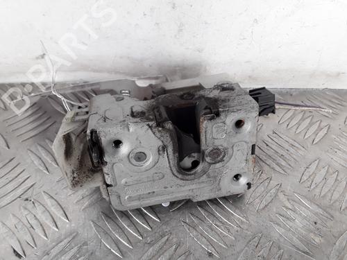 Venstre bak lås RENAULT CLIO II (BB_, CB_) 1.5 dCi (B/C2J) (68 hp) 30409198