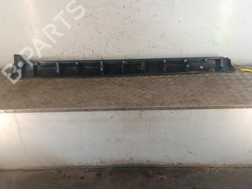 Left sideskirt CITROËN C4 CACTUS 1.2 VTi 82 | BP30025240C115 