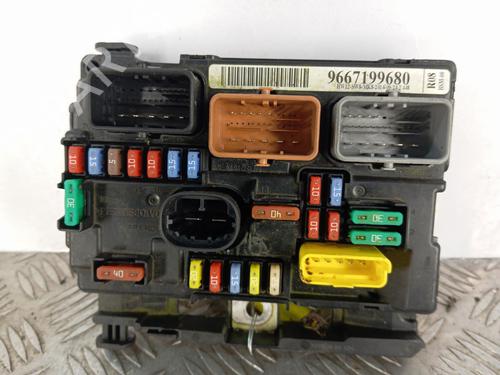 Used Fuse box Fuse box CITROËN C3 II (SC_) 1.4 HDi 70 (SC8HZC, SC8HR0, SC8HP4) (68 hp) 32519626 32519626