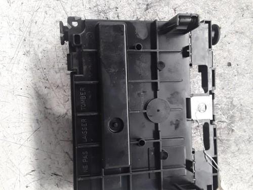 fuse-box-peugeot-307-3ac-2000-2001-2002-2003-2004-2005-2006-2007-2008-2009-2010-2011-2012-30013723 main image