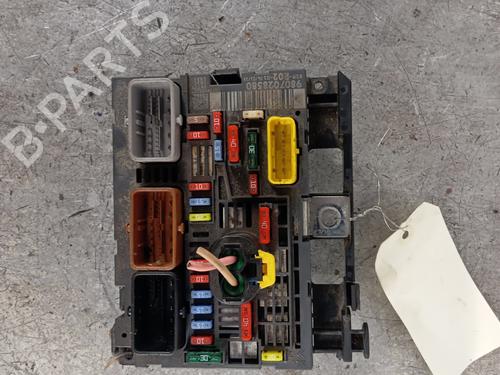 Sikringsdose CITROËN C5 III Break (RW_) 1.6 HDi 110 (112 hp) 30025275