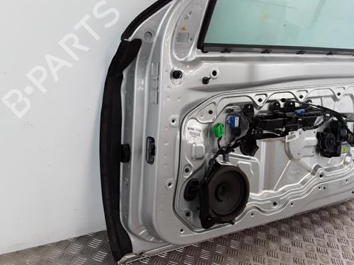 Used Right front door VOLVO C30 (533) 1.6 D (109 hp) 30021674