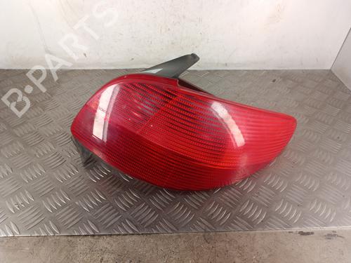 Rückleuchte Rechts für PEUGEOT 206 Hatchback (2A/C) 1.4 i (75 hp) 30014094