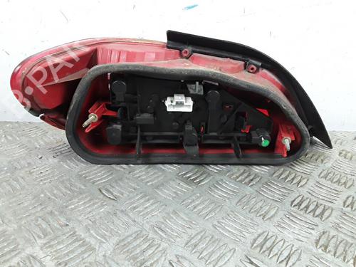 Højre baglygte PEUGEOT 406 (8B) 2.0 HDI 110 (109 hp) 30022378