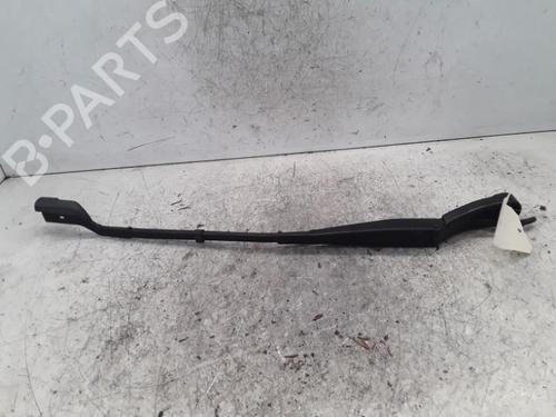 Used Front windshield wiper arm Front windshield wiper arm 30013700 30013700