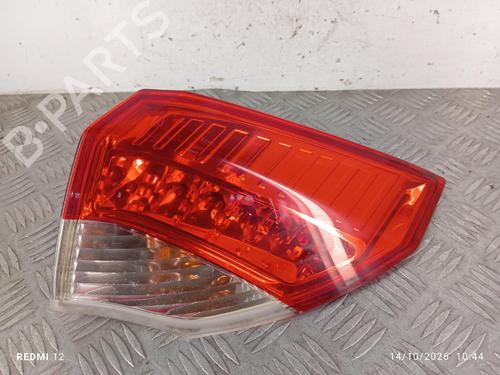 Used Right taillight Right taillight RENAULT LAGUNA III (BT0/1) 1.5 dCi (BT00, BT0A, BT0T, BT1J) (110 hp) 40014156 40014156