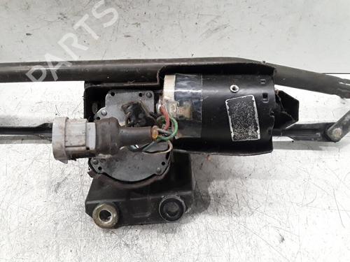 Używane Silniczek wycieraczek przednich RENAULT CLIO I (B/C57_, 5/357_) 1.2 (B/C/S57A, B/C57S, 5/357F, 5/357J, 5/357L, 5/357R) (58 hp) 30021029