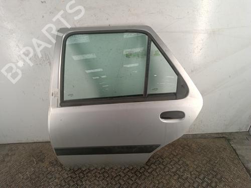 Puerta trasera izquierda FORD FIESTA IV (JA_, JB_) 1.3 i (60 hp) 31660416