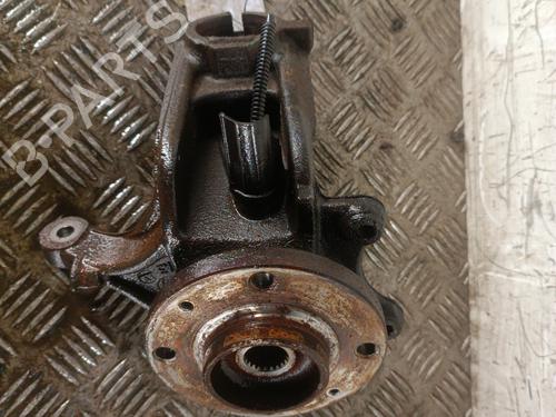 Right front steering knuckle CITROËN C3 III (SX) 1.5 BlueHDi 100 (SXYHYP, SXYHTU) | BP30822118M26
