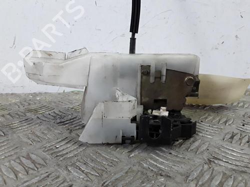 Højre fortil lås RENAULT CLIO II (BB_, CB_) 1.9 D (B/CB0E, BB0J) (64 hp) 30022354