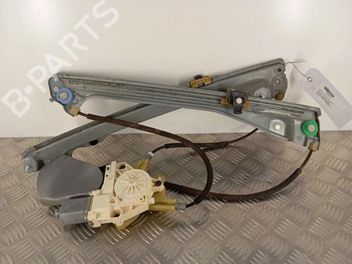 Rudehejsemekanisme ventre foran RENAULT LAGUNA III Grandtour (KT0/1) 1.5 dCi (KT0A, KT0R, KT02) (110 hp) 30008143