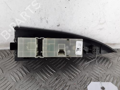 Left front window switch NISSAN NOTE (E11, NE11) 1.4 | BP30536145I27