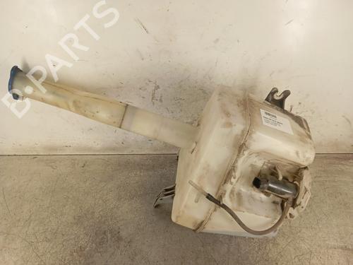 Used Windscreen washer tank HYUNDAI TUCSON (JM) 2.0 CRDi (140 hp) 30019974